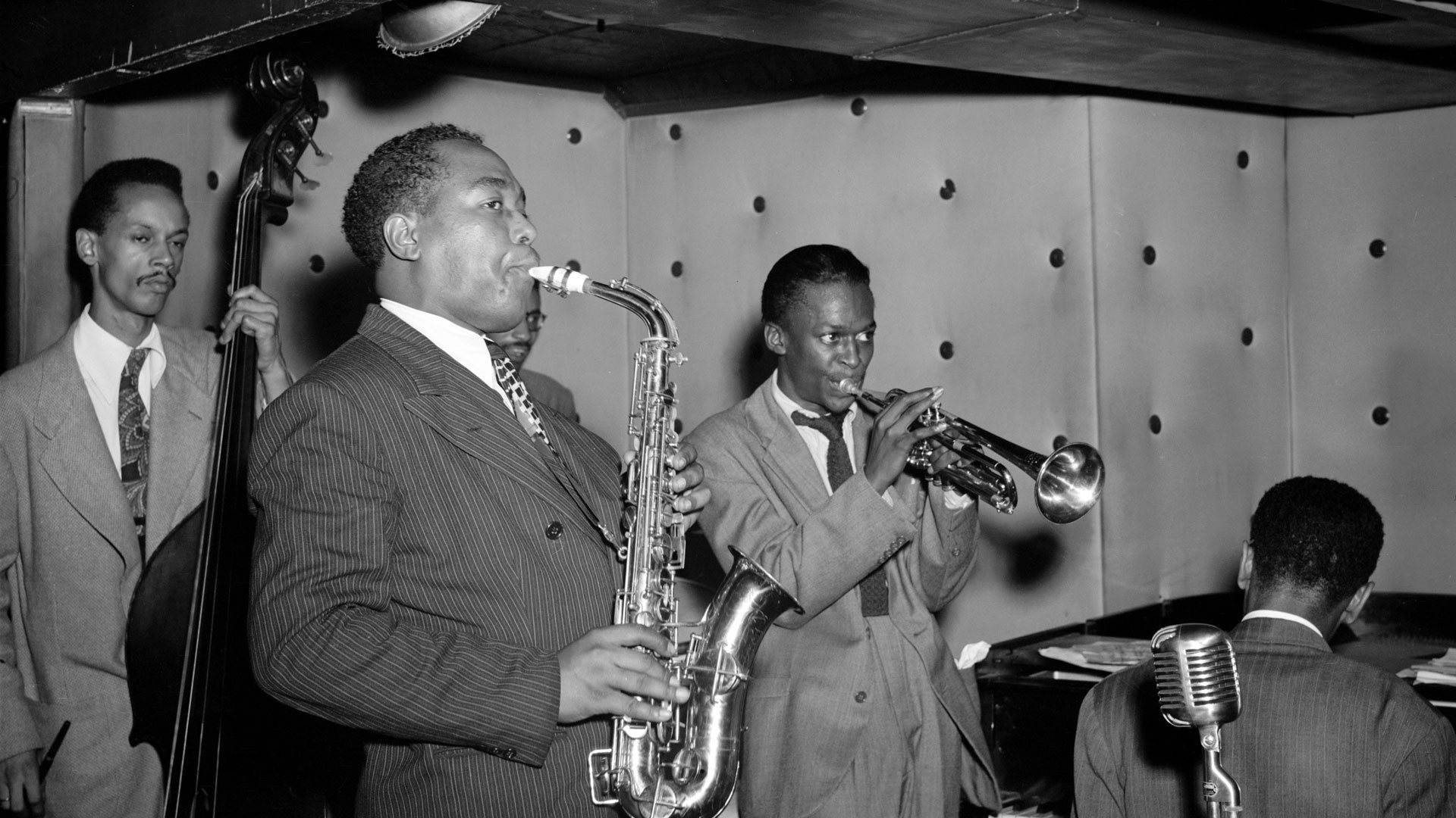A History of the Saxophone in Jazz
